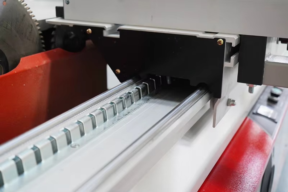【specialized】SIGN Sliding Tabl - огляд і ціна Woodworking Machine
